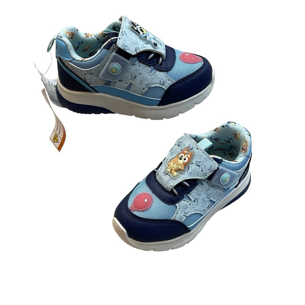 Bluey Ground Up Light Up Hook and Loop Kids Sneakers Size 12 New